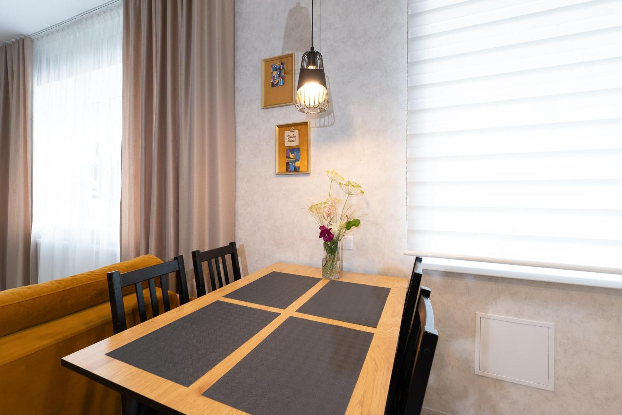 Centra Apartamenti Eliza Limbazi Luaran gambar